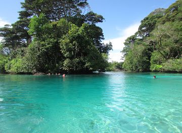 panama/ngabe-bugle-comarca/landmark/isla-escudo-de-veraguas