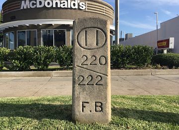 california/pasadena/landmark/foothill-boulevard-milestone-mile-11