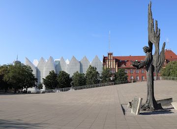 poland/szczecin-lagoon/landmark/solidarity-square