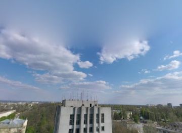 ukraine/kherson/landmark/50-richchya-srsr-square