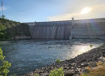 arkansas/eureka-springs/landmark/table-rock-dam