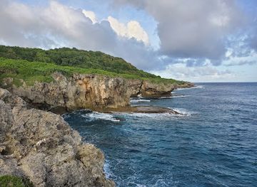 guam/yigo/landmark/pagat-cave-trailhead