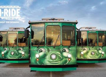 florida/orlando-theme-parks-area/landmark/i-ride-trolley