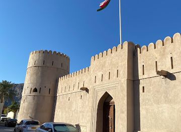 oman/musandam-governorate/landmark/al-kamzra-fort