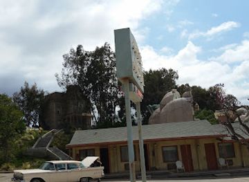 california/burbank/landmark/psycho-house