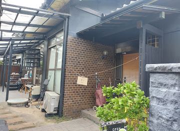 japan/naoshima-island/landmark/apron-cafe