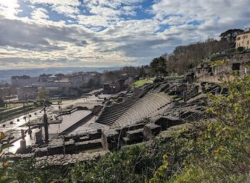 france/lyon/landmark/theatre-gallo-romain-de-lyon-fourviere