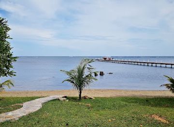 honduras/bay-islands/landmark/the-blue-harbor-tropical-arboretum