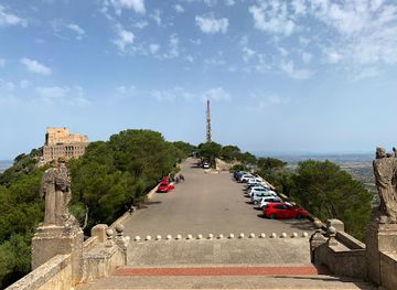 spain/mallorca/landmark/monument-cristo-rei