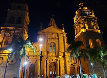 bolivia/chiquitania/landmark/catedral-metropolitana-basilica-menor-de-san-lorenzo-de-santa-cruz