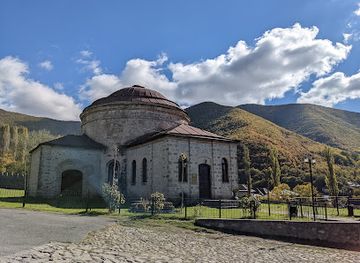 azerbaijan/sheki/landmark/shaki-castle