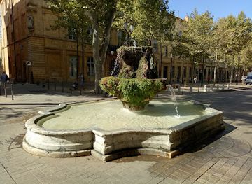 france/aix-en-provence/mazarin-district/landmark/fontaine-des-neuf-canons
