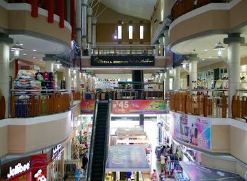 brunei/bandar-seri-begawan/landmark/seri-qlap-mall