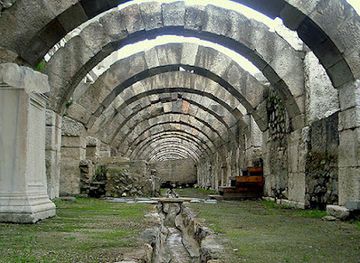 turkiye/izmir/konak/landmark/agora-oren-yeri