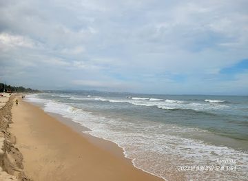vietnam/phan-thiet/landmark/bai-bien-ham-tien