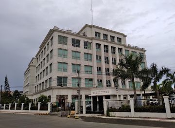 philippines/western-visayas/landmark/iloilo-provincial-capitol