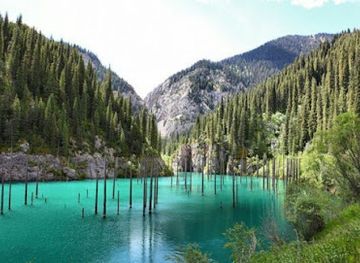 kazakhstan/kolsai-lakes-national-park/landmark/kaindy
