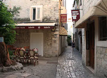 Queen Teuta restaurant