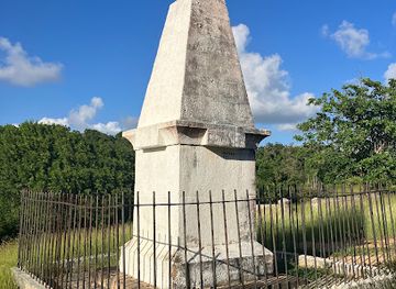 antigua-and-barbuda/shirley-heights-lookout/landmark/cemetery