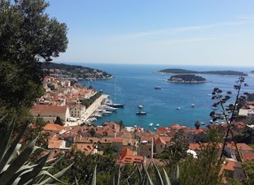 croatia/hvar/landmark/hvar-adventure