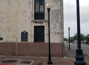 texas/beaumont/landmark/first-national-bank-building-beaumont-texas
