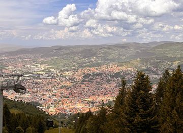 bosnia-and-herzegovina/trebevic-mountain/landmark/sarajevska-gondola-to-trebevic