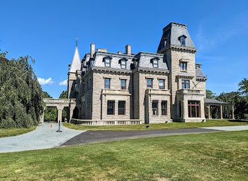 Chateau-sur-Mer