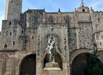 spain/barcelona/landmark/pl-de-ramon-berenguer-el-gran