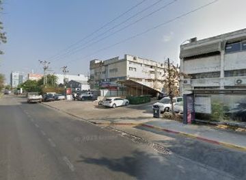 israel/holon/landmark/hamerkava