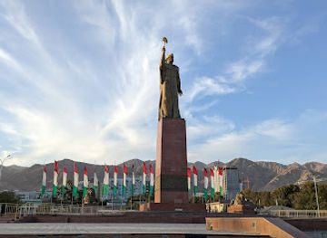 tajikistan/istaravshan/landmark/somoni-park