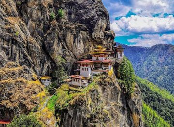 bhutan/paro/landmark/tiger-s-nest-hiking-trail