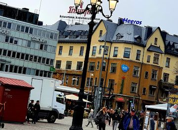 finland/turku/landmark/kauppatorin-treffilamppu