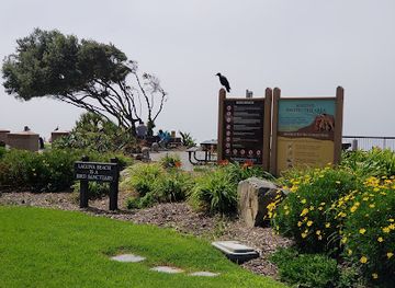 california/laguna-beach/landmark/laguna-main-beach-park
