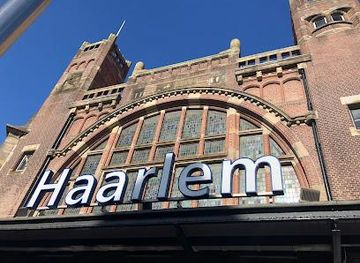 netherlands/delft/landmark/stationsplein-1