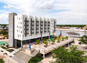 iowa/waterloo/landmark/art-bloc