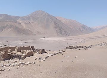 chile/tarapaca-region/landmark/ruinas-desembocadura-de-tana