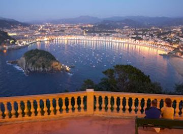 spain/san-sebastian/antiguo/landmark/igeldo-mendiko-behatokia