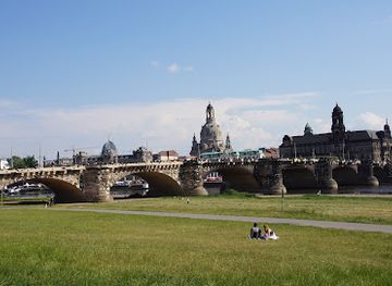 germany/saxony/landmark/augustus-bridge