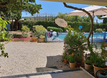 france/luberon/landmark/la-luberonne