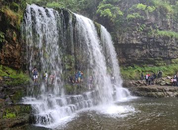 united-kingdom/brecon-beacons-national-park/attraction/sgwd-y-pannwr-2