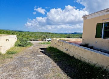 curacao/groot-santa-martha/landmark/landhuis-cas-abou