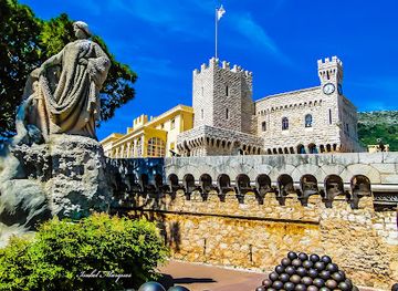 monaco/jardin-exotique-de-monaco/landmark/prince-s-palace-of-monaco