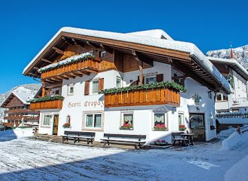 italy/val-gardena/landmark/garni-crepaz