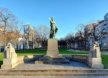 belgium/hesbaye/landmark/monument-au-pigeon-soldat