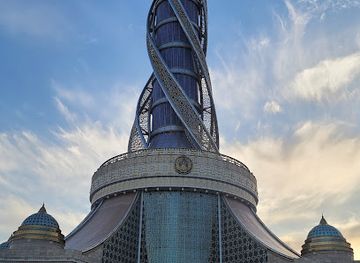 tajikistan/dushanbe/sino/landmark/monument-istiklol