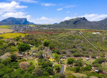 mauritius/black-river-gorges-national-park/landmark/casela-nature-parks