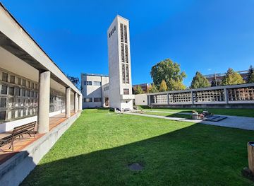 czechia/hradec-kralove/landmark/sbor-kneze-ambroze-cirkve-ceskoslovenske-husitske