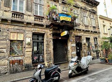 hungary/vac/landmark/kazinczy-u