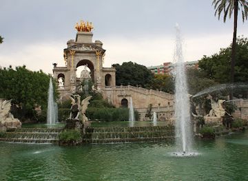 spain/barcelona/landmark/placa-de-joan-fiveller