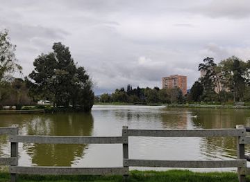 colombia/pacific-region/landmark/parque-de-los-novios